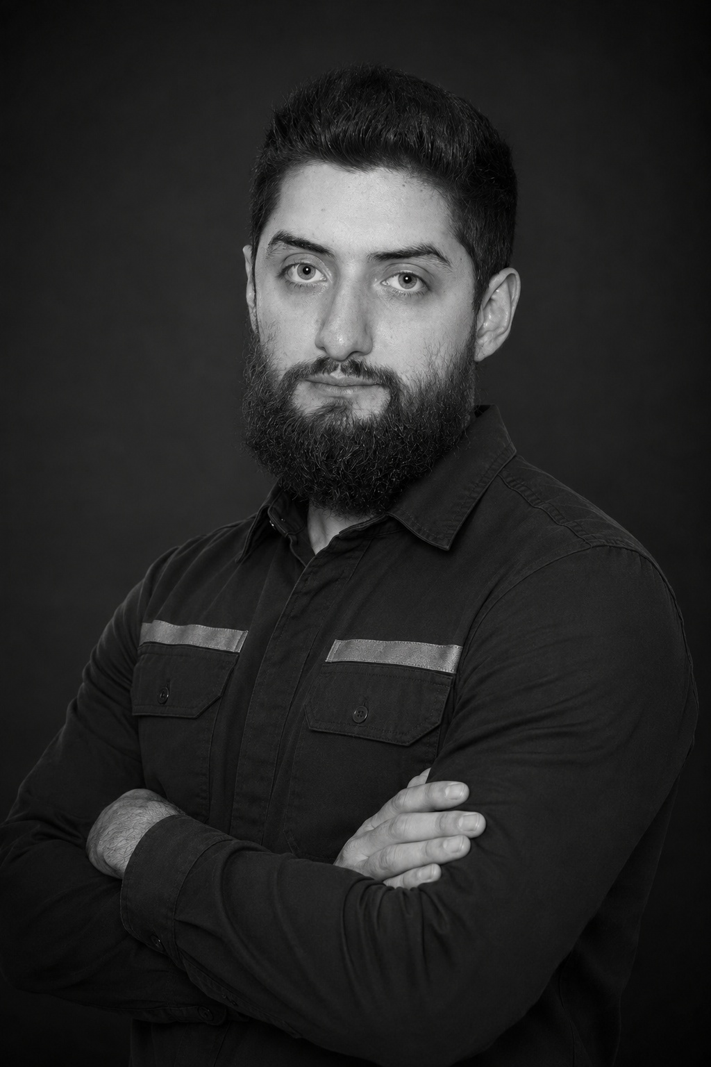 Erick Munch — Equipo Honorario Armas Advisory